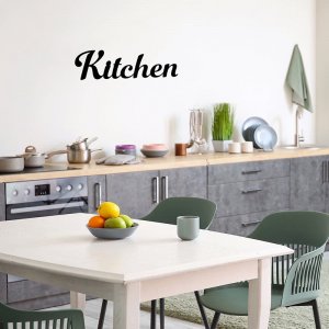 שלטים מעוצבים בחיתוך אותיות